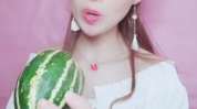 娱乐吃瓜酱hello,从“娱乐吃瓜酱hello”到个性化身份的探索