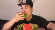 网红吃瓜是啥,揭秘网络红人的娱乐生活与粉丝互动